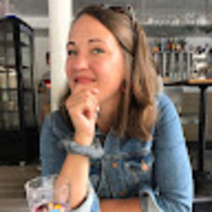 Meet your Posher, Abigail